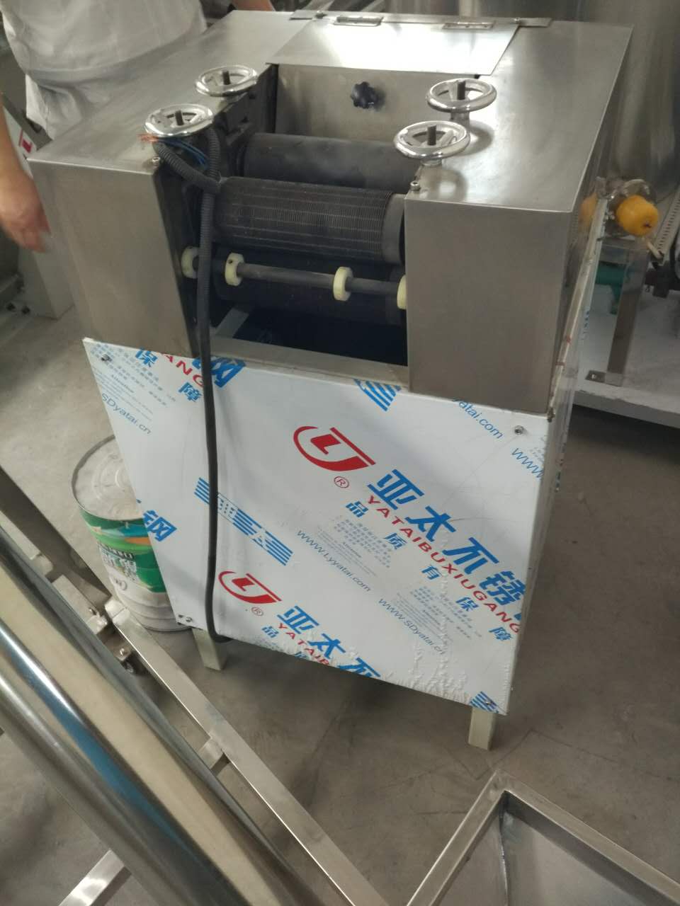 锅巴切断机